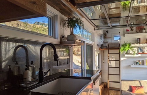 Boulder Creek Cottage | Lotus Tiny Home at The Eyries - Escape, Awe, Inspiration