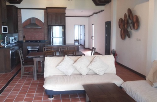 Ko Chang Villa | Lotus Villa beachfront villa with private pool in a small quiet community