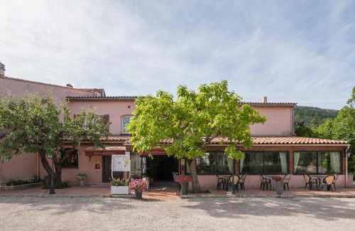 Plan-d'Aups-Sainte-Baume Hotel | lou pèbre d'aï