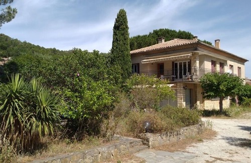 Bagnols-sur-Ceze Villa | lou Recati
