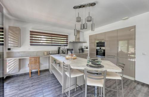 Roquefort-la-Bedoule House | Lou Souvarel - Maison au calme proche calanques