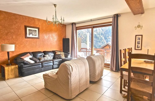 Vaujany Apartment | Loue Spacieux T3 70 m2 6 Couchages Domaine Alpe D'huez, Vucentre Village Vaujany