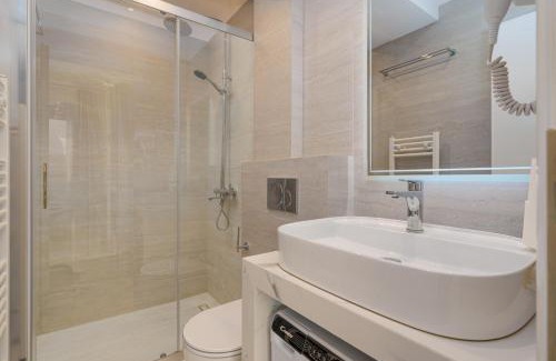 Oropos Apartment | Louisa Apartment - Hellenic Apartments Avlona