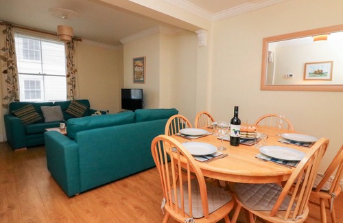 Weymouth Cottage | Louisa Cottage
