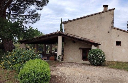 Caromb House | Louise's Cabanon "Between vineyards and Mt Ventoux