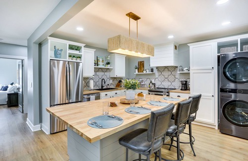 Crescent Hill Apartment | Louisville Vacation Rental ~ 3 Mi to Downtown!