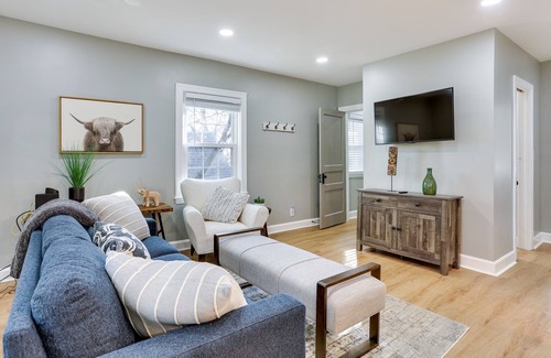 Crescent Hill Apartment | Louisville Vacation Rental ~ 3 Mi to Downtown!