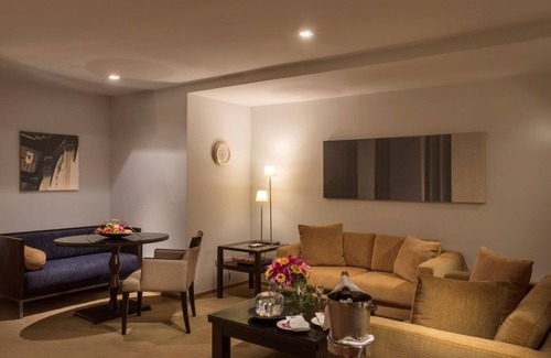 Bang Rak Hotel | Lounge Access City-View NR(ABF)05