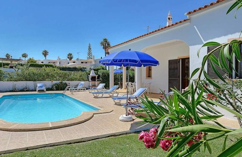 Sesmarias Villa | Lourenço - Amazing Villa with private pool, air/con, BBQ, Free Wi-Fi, near amenities