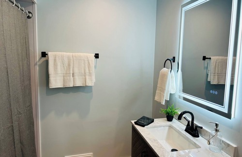 Burbank House | Love: A charming 3 BR-2.5 BA house in Burbank!