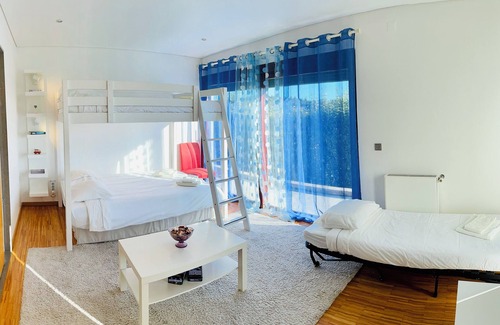 Parque das Nacoes Villa | LOVE ALL VILLA:SPA! Private Chef!30 min from airport & 50 min from Lisbon center