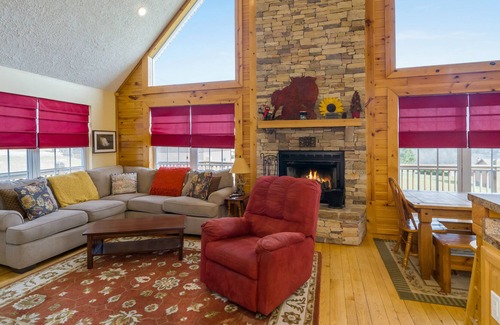 Paradise Point House | Love and Memories: Lake Access, Dogs Welcome, Hot Tub, Fire Pit!