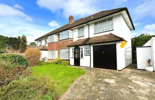 Petts Wood and Knoll House | Love and Peace, Petts Wood