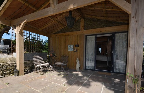 Bakewell Cottage | Love Nest - an intimate hideaway for a honeymoon or romantic getaway near Bakewell