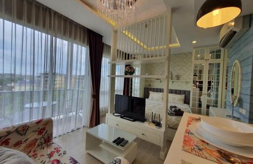 Saen Suk Apartment | Love & Relax Balcony near WON Beach