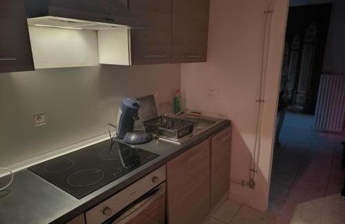 Athies Apartment | love room arras