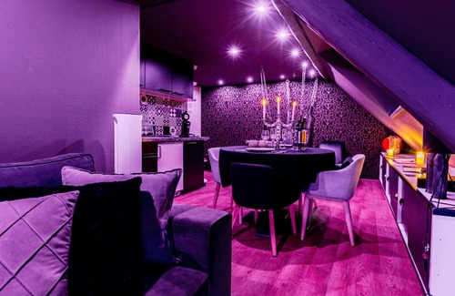 Niederbronn-les-Bains Apartment | Love Room Alsace "L'Escale du Désir" – 45 Minutes from Strasbourg