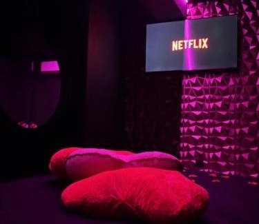 Limoux Apartment | Love Room L'instanté - "Suite L'intense"