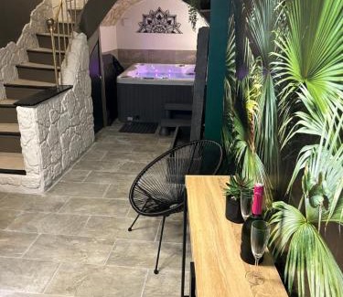 Carnoules Villa | Love room La Parenthèse Carnoules