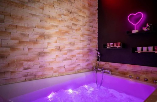 Chamalieres Apartment | LOVE ROOM or not! Chamalières