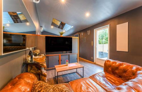 Caderousse Apartment | Love Room - Villa Rhôna