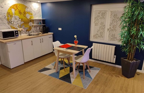 Criquebeuf-sur-Seine Ski Chalet | Love Story Chalet: Country wellness with Jacuzzi and sauna