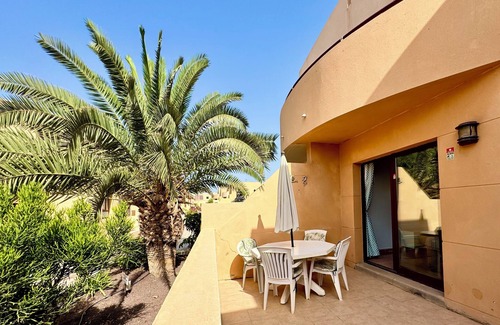 Caleta de Fuste Apartment | Lovely 2 bedroom apartment right in the centre of Caleta de Fuste