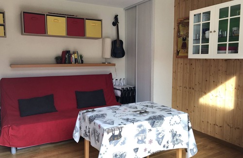 Saint-Pierre-dels-Forcats Apartment | Lovely studio at the foot of the Cambre d'Aze slopes