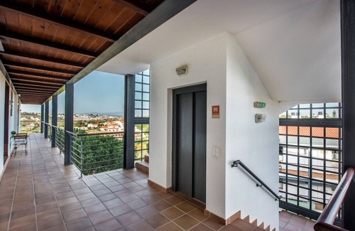 Telheiro Apartment | Lovely 1 Bedroom Apartment in Resort with Pool