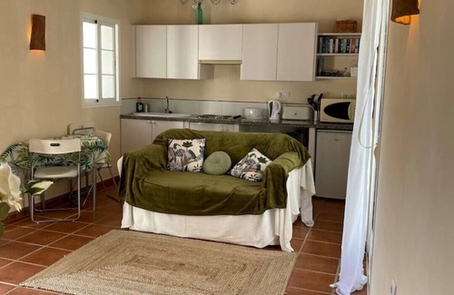 Gaucin Apartment | Lovely 1 bedroom casita with shared pool