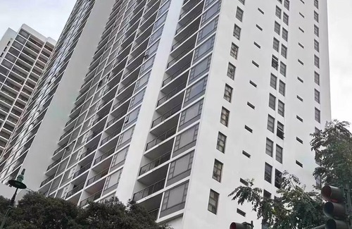 Diamond Head - Kapahulu - St. Louis Condo | Lovely 1-bedroom w/ocean view, WiFi, AC & FREE Parking