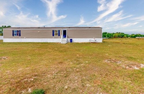 Summerfield Cottage | Lovely 15380 Charming Countryside Retreat, Firepit