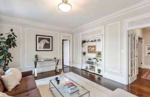 Theater District Apartment | Lovely! 1bdrm w/Secret Garden & Parking Garage