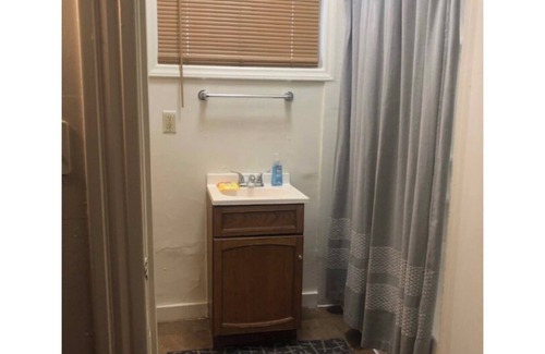 Albion Apartment | Lovely 1BR apartment in charming downtown Albion