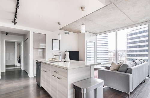 Belltown Apartment | Lovely 1BR in Seattle, Pool + Pet-Friendly