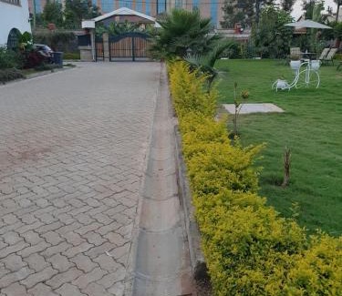 Langata Apartment | Lovely 2 and 1 bedroom guest units Karen