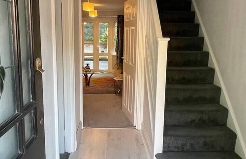 Rochester House | Lovely 2-Bed House in Rochester