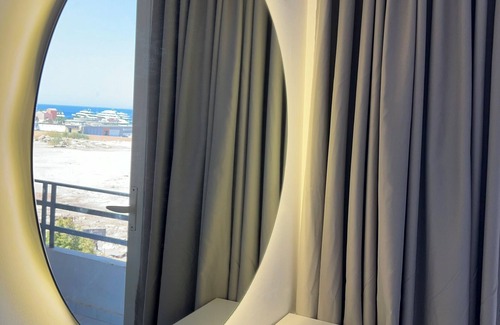 Sakkala Apartment | Lovely 2-bedroom apartment in enchanting centre Hurghada with AC, WiFi, Sea View