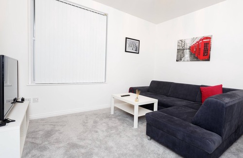 Harehills Apartment | Lovely 2 bedroom apartment near Leeds - Ruth B