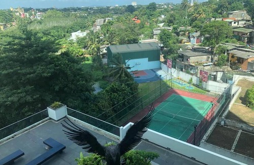 Kolonnawa Apartment | Lovely 2 bedroom condo with pool and gym