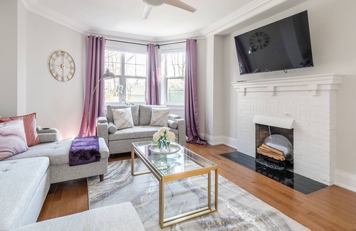 Cedarvale Apartment | Lovely 2 BR apartment in York