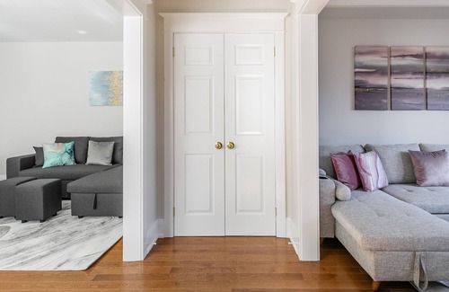Cedarvale Apartment | Lovely 2 BR apartment in York