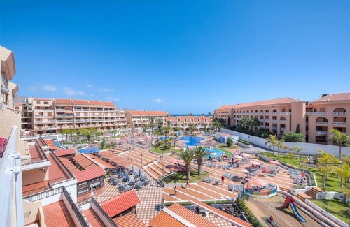 Arona Apartment | LOVELY 2 BEDROOMED APARTMENT NEXT TO THE BEACH