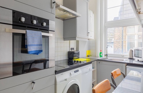 Bryanston and Dorset Square Apartment | Lovely 2BD Flat near Regents Park, Marylebone