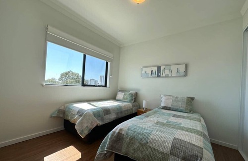 Subiaco Apartment | Lovely 2BR Apartment in West Perth with Parking!