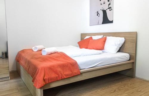 Simmering Apartment | Lovely 2BR Shared Apartment, Enkplatz U3, 15min to Center