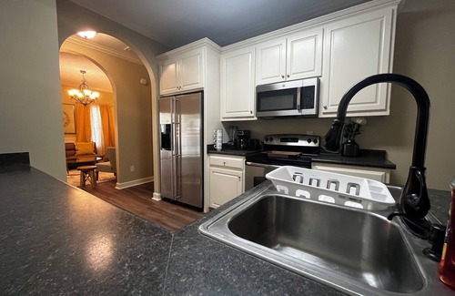 Lake Park House | Lovely 3 bedroom, 2 Bath Home in Lake Park near I-75!