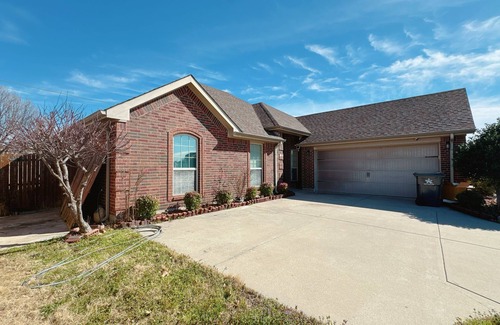 South Arlington House | Lovely 3-bedroom house in Arlington, Monthly discount