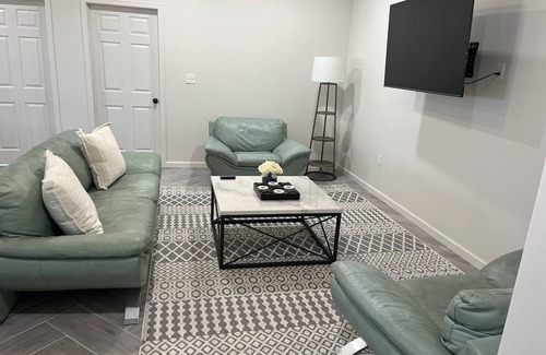 Tahlequah Villa | Lovely 3 bedroom rental unit close to the River and Lake!