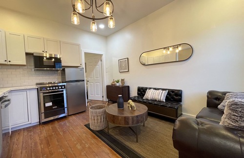 West Riverside House | Lovely 3 Bedroom Shotgun Home - 15 Minutes to French Quarter